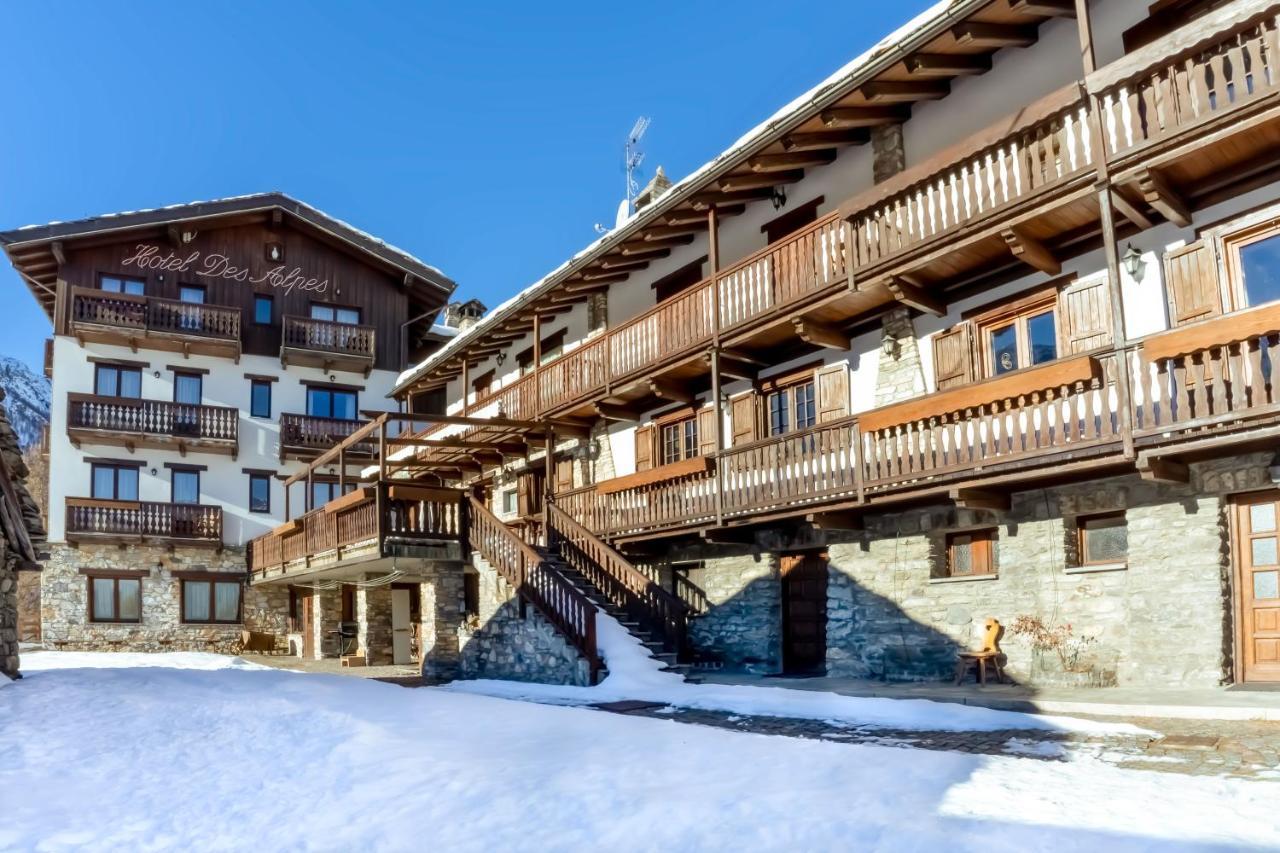 Hotel Des Alpes Saint-Rhemy-En-Bosses Exterior foto